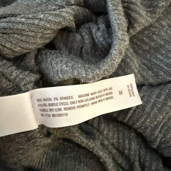 Cozy Ribbed Lounge Set - Picture 3 of 3